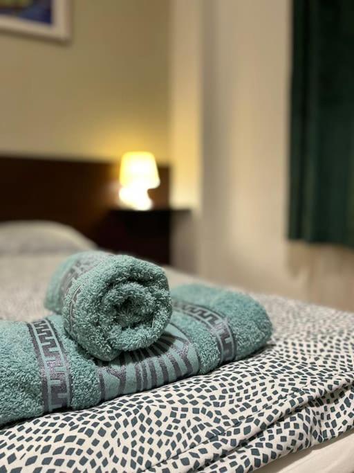 A13 Parliament Sunflower Cozy Apartment ブダペスト エクステリア 写真
