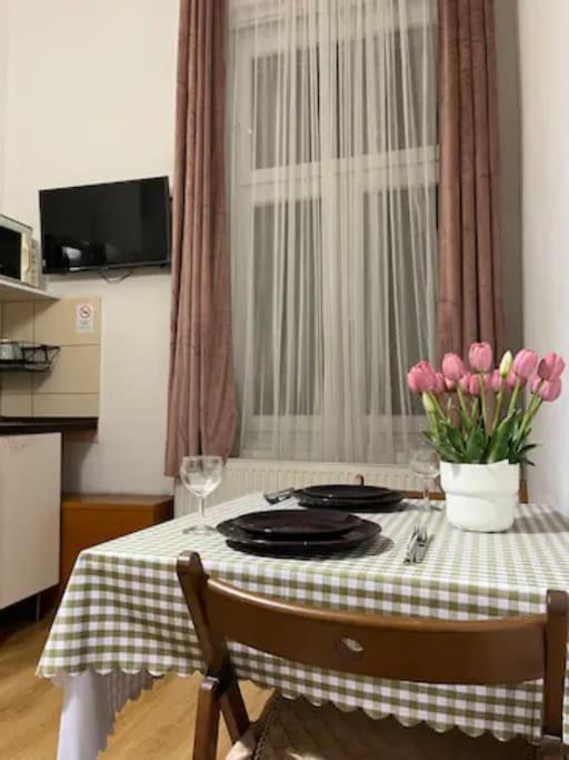 A13 Parliament Sunflower Cozy Apartment ブダペスト エクステリア 写真