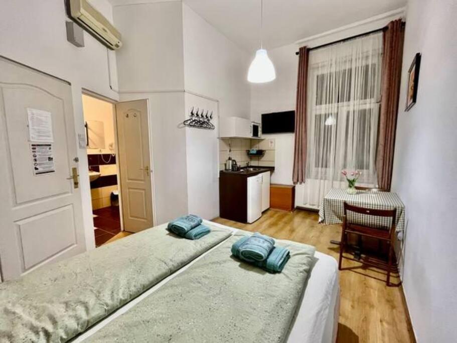 A13 Parliament Sunflower Cozy Apartment ブダペスト エクステリア 写真